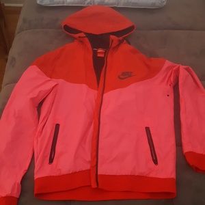 Nike women's windrunner jacket